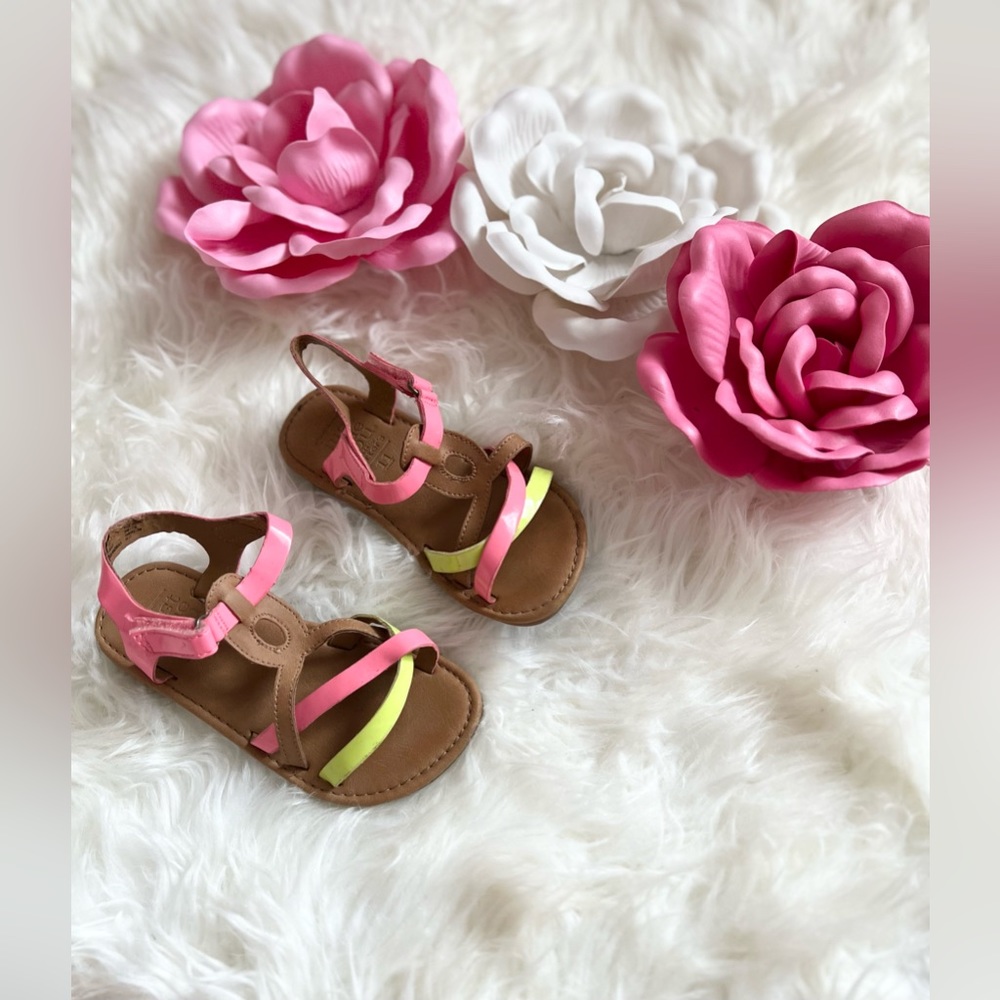 3/$20 Girls Carters Sandals Size 11c